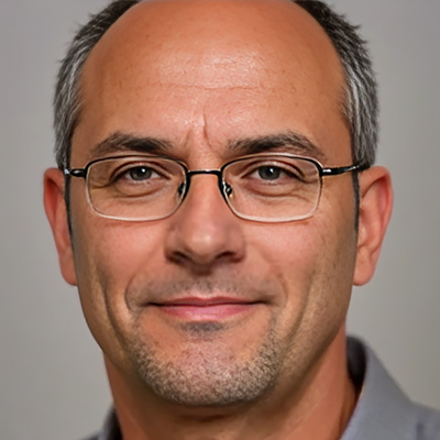 Andrei Vladimirescu – redactor șef